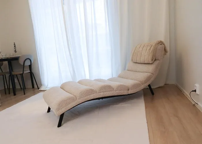 Henniina V Karjasilta *